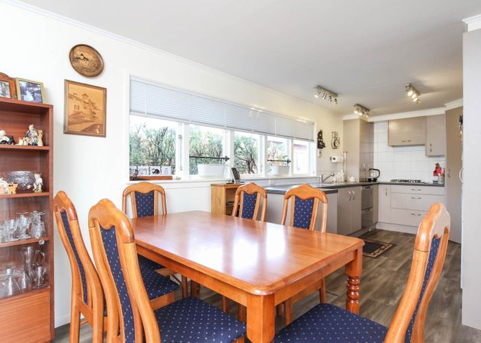 at 48  Scott Avenue, Mangere Bridge, Manukau City, Auckland