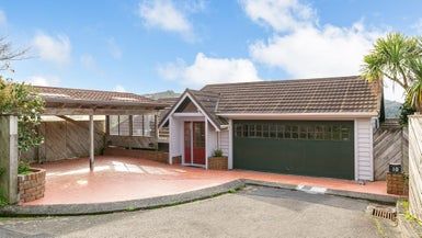  at 10 Kate Way, Karori, Wellington