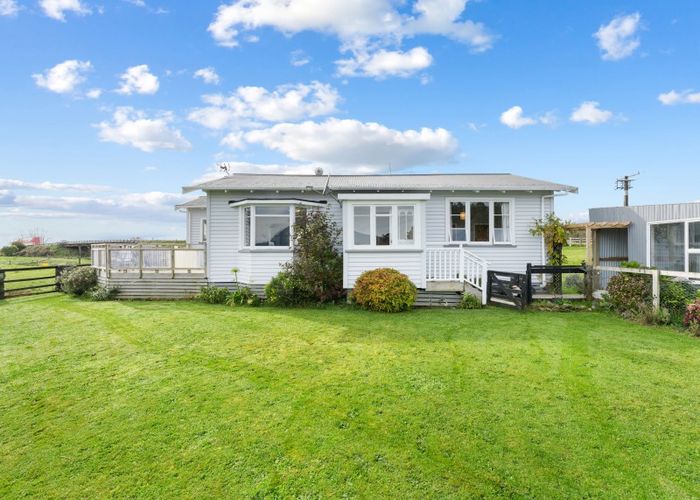  at 4 Denbigh Road, Midhirst, Stratford