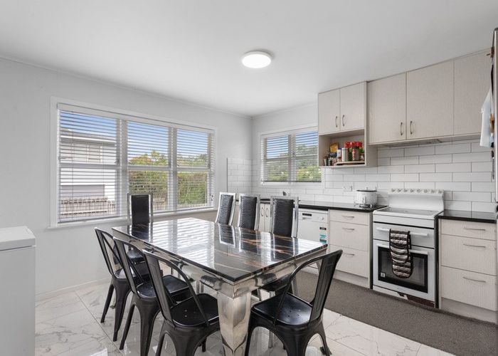  at 17 Choice Avenue, Henderson, Waitakere City, Auckland