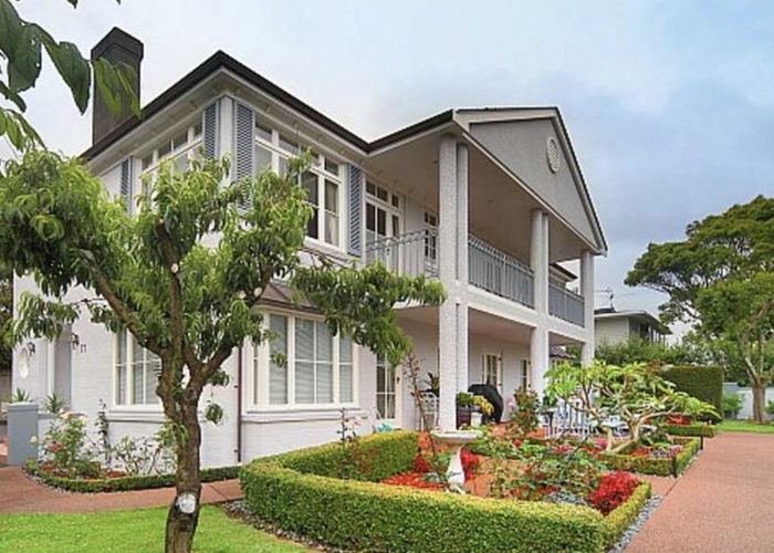  at 77 Shore Road, Remuera, Auckland