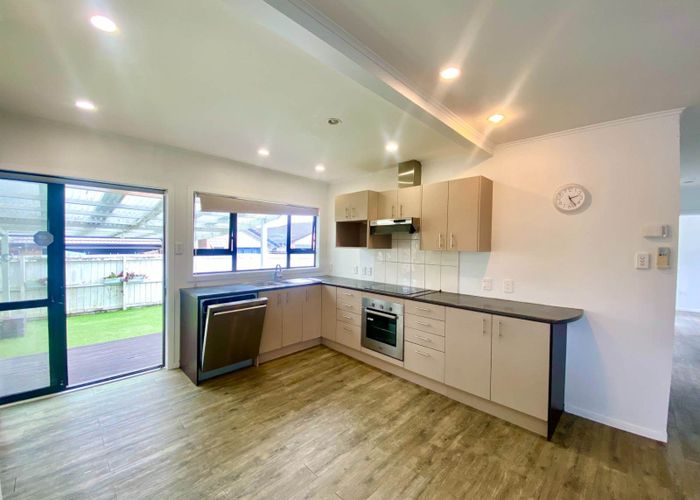  at 4 Wairau Avenue, Avondale, Auckland City, Auckland