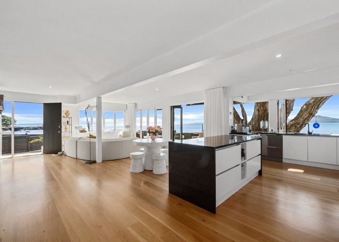  at 2/259 Hurstmere Road, Takapuna, North Shore City, Auckland