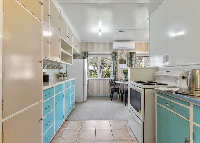  at 11 Windsor Street, Terrace End, Palmerston North