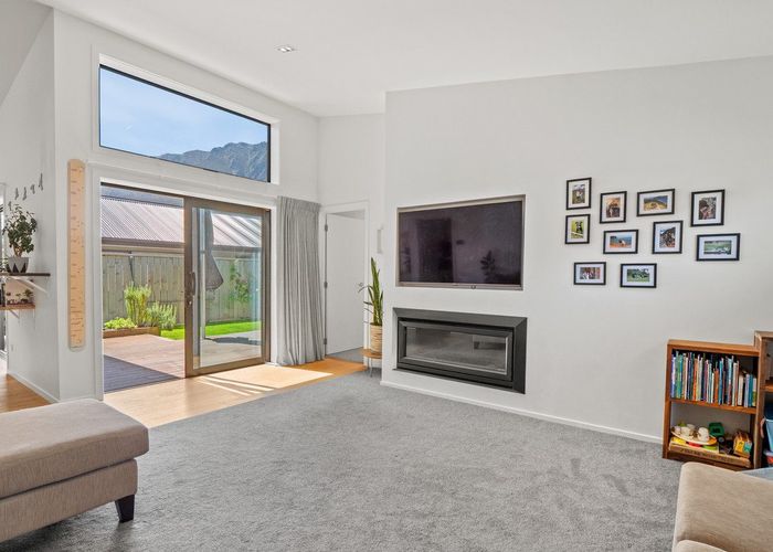  at 17 Howden Drive, Jacks Point, Queenstown-Lakes, Otago