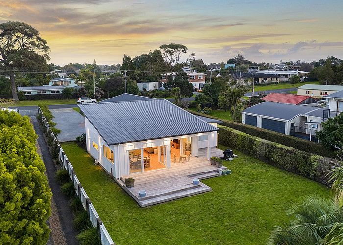  at 5 Pohutukawa Road, Beachlands, Auckland