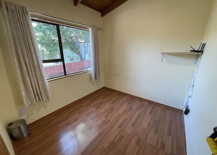  at New Lynn, Waitakere City, Auckland