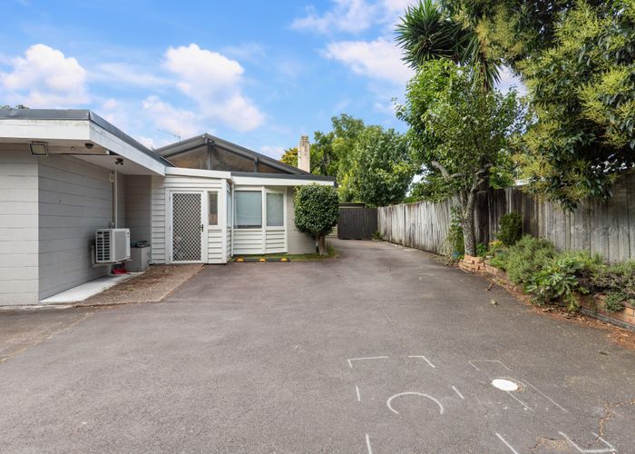 at 92 Gillies Avenue, Epsom, Auckland City, Auckland