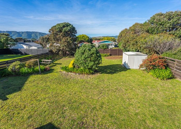  at 114 Field Way, Waikanae Beach, Kapiti Coast, Wellington