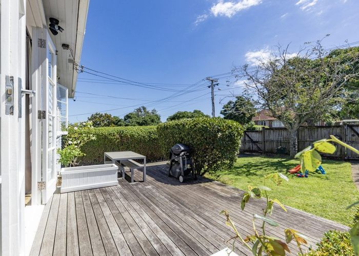  at 25 Athens Road, Onehunga, Auckland