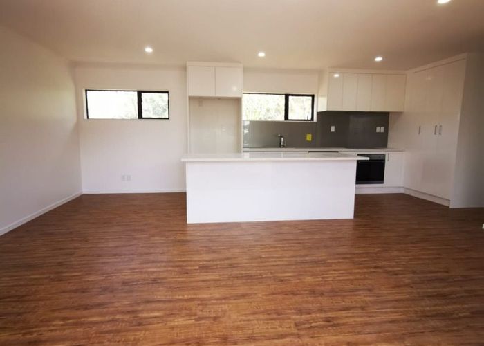  at 124D Rosier Road, Glen Eden, Waitakere City, Auckland
