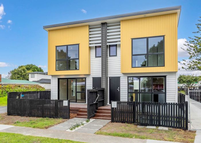  at 1/21 Peachgrove Road, Te Atatu Peninsula, Waitakere City, Auckland