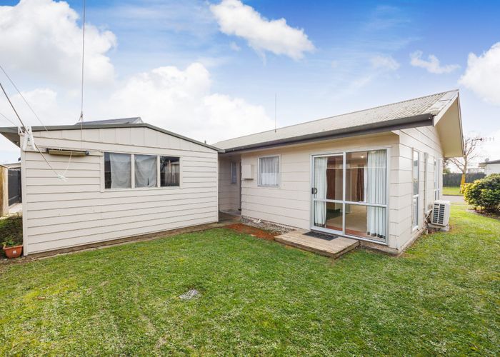  at 15 Leander Place, Milson, Palmerston North, Manawatu / Whanganui