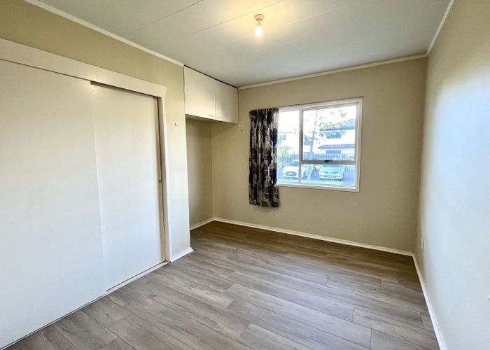  at 8/68 Olsen Avenue, Hillsborough, Auckland City, Auckland