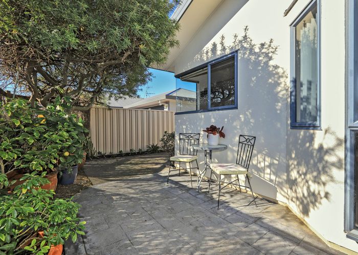  at B/502 Lyndon Rd E, Akina, Hastings