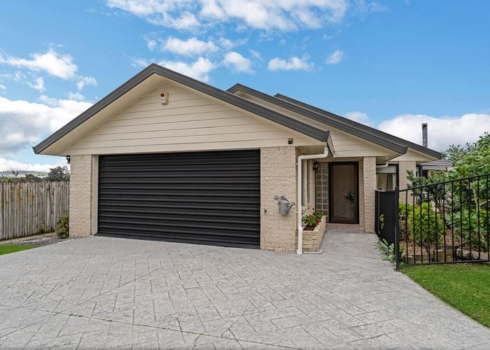  at 12 Paradise Place, Pakuranga Heights, Manukau City, Auckland