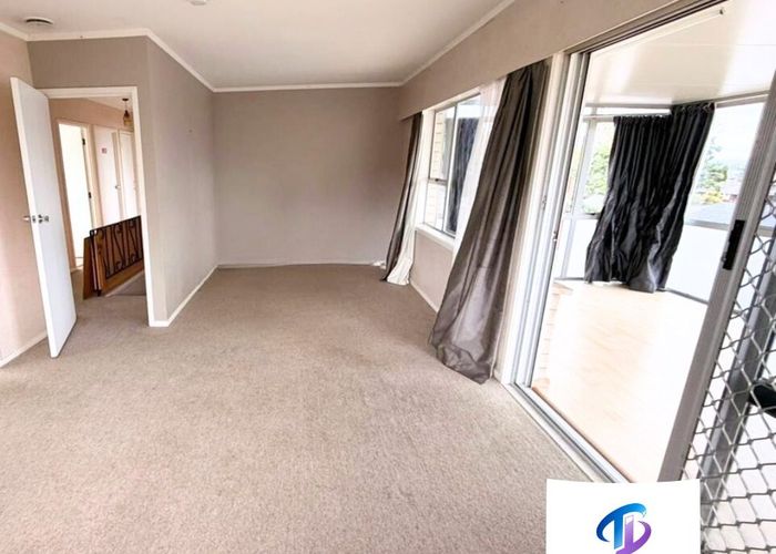  at 1/1305 Dominion Road Extention, Mount Roskill, Auckland City, Auckland