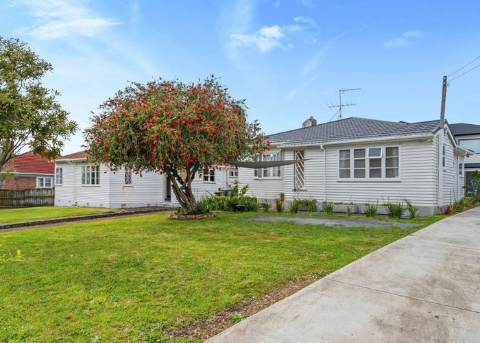  at 49A Fifth Avenue, Mount Albert, Auckland
