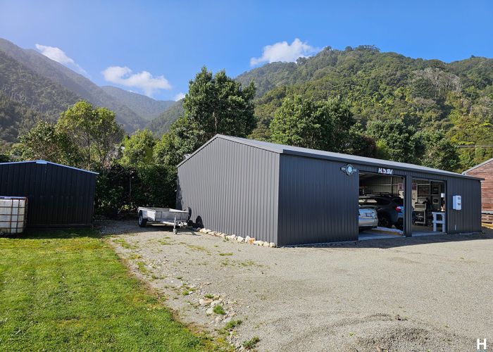  at 8 Cargills Road, BARRYTOWN, GREYMOUTH