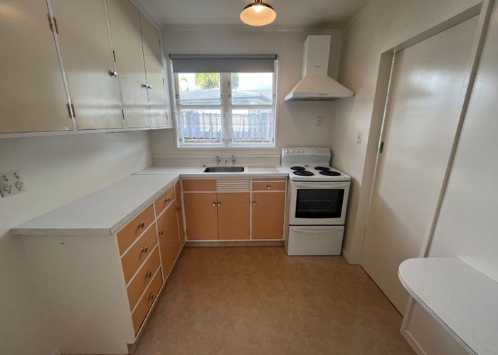  at 1/44 Pitama Road, Awapuni, Palmerston North, Manawatu / Whanganui
