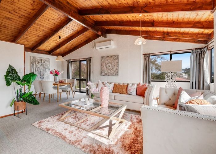  at 11 Felicity Place, Unsworth Heights, North Shore City, Auckland