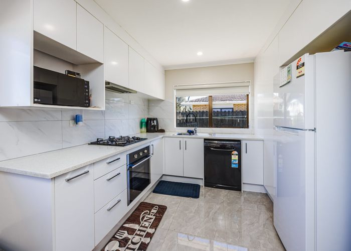  at 2/10 Airfield Road, Takanini, Papakura, Auckland