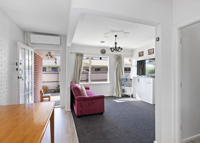  at 2/69 Brockworth Place, Riccarton, Christchurch
