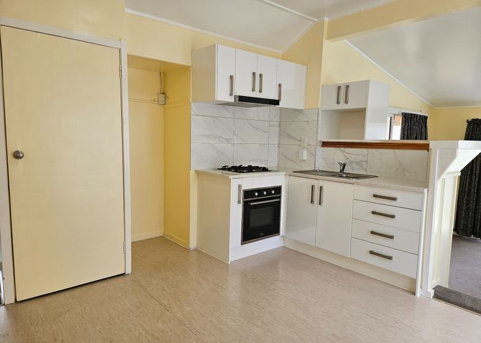  at 2 Ahiriri Ave, Avondale, Auckland City, Auckland