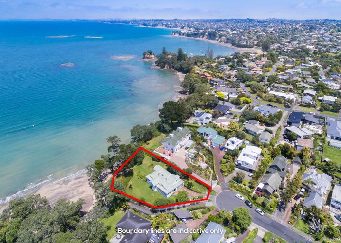  at 12 Gray Crescent, Torbay, Auckland