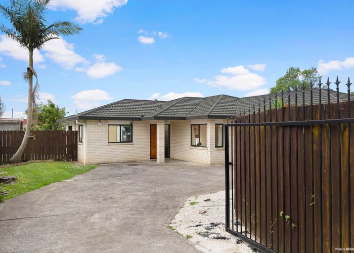  at 2/72 Tui Road, Papatoetoe, Auckland
