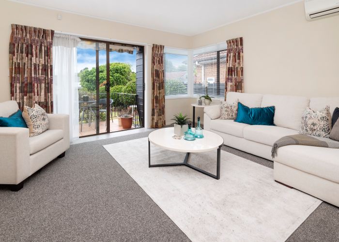  at 3/18 Meadowland Drive, Somerville, Auckland