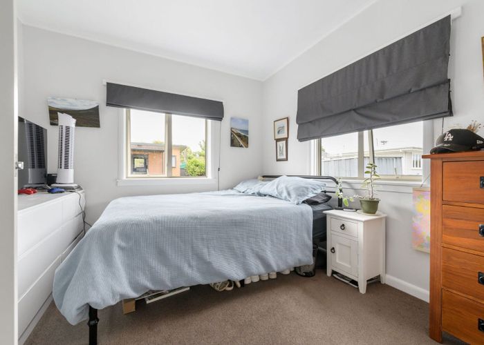  at 190 Clyde Street, Hamilton East, Hamilton