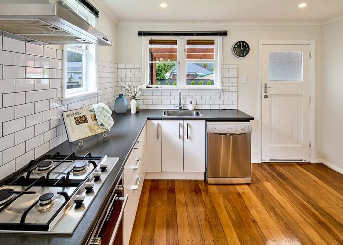  at 36 Chapman Crescent, Naenae, Lower Hutt, Wellington