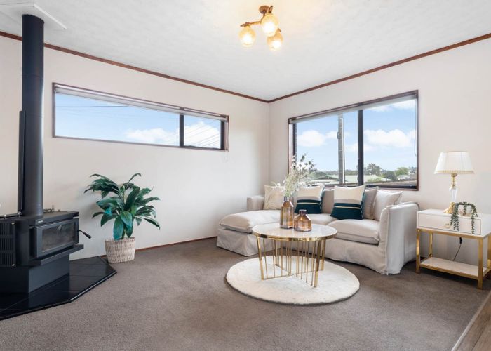  at 1/167 Deep Creek Road, Torbay, Auckland