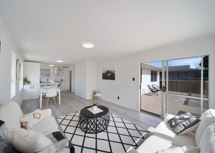  at 5 Mikasa Place, Mangere, Auckland