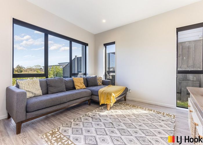  at 11 Exmoor Road, Karaka, Papakura