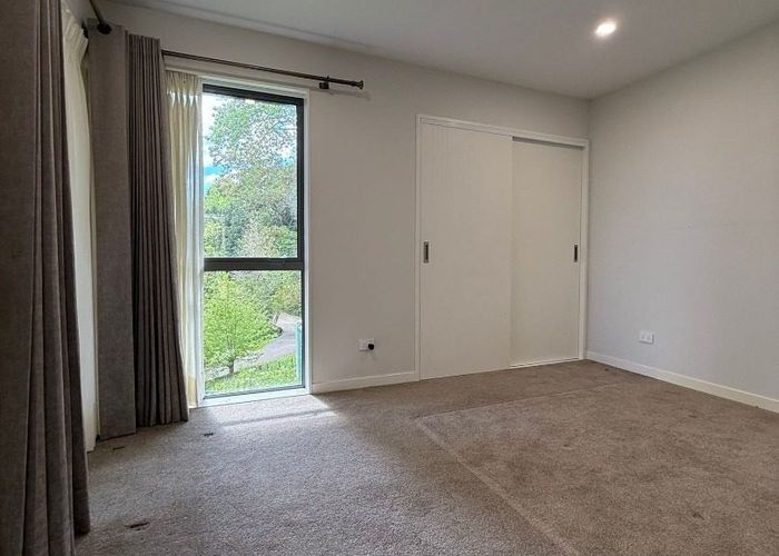  at 90 Point View Drive, East Tamaki Heights, Auckland