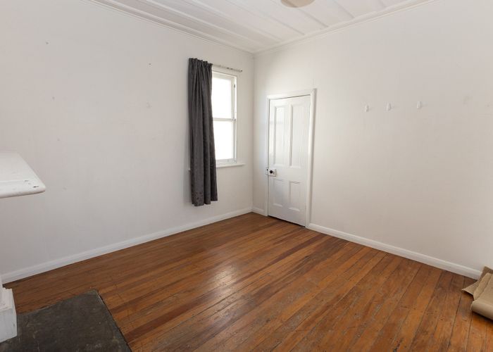  at 15 Agnew Street, North Dunedin, Dunedin, Otago