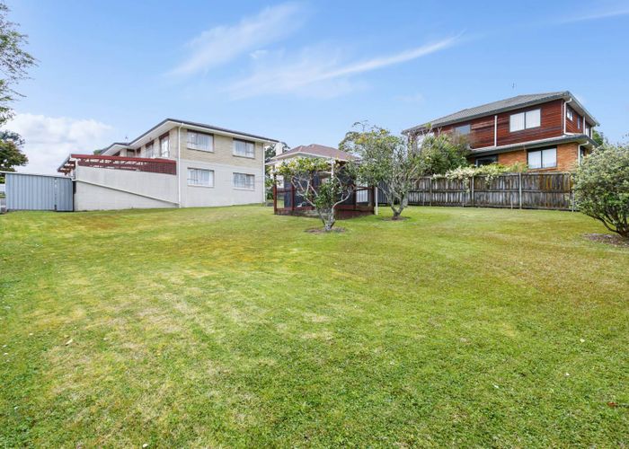  at 15 Mitchell Street, Blockhouse Bay, Auckland
