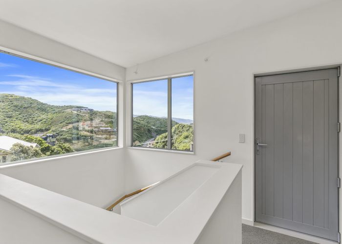  at 36 Cave Road, Houghton Bay, Wellington