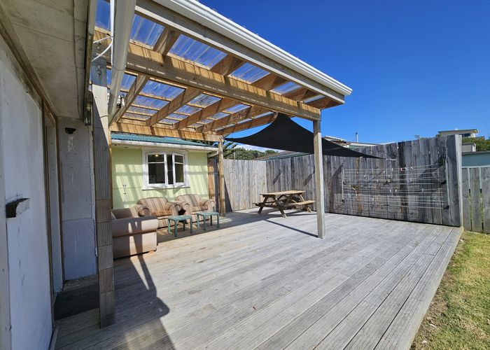  at 169 Kahukura Avenue, Waitarere Beach, Horowhenua, Manawatu / Whanganui