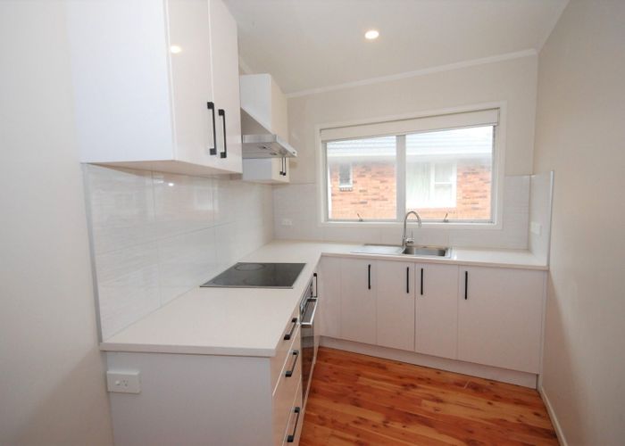  at 2/21 Ferndale Rd, Mount Wellington, Auckland City, Auckland