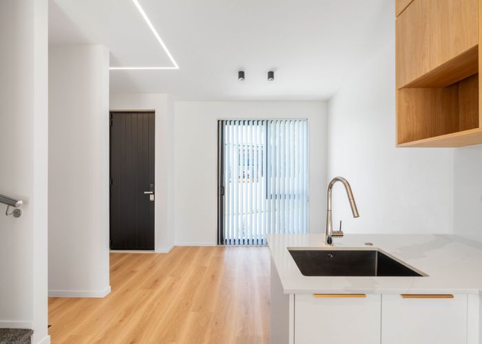  at 3/7 Broadview Pl, Howick, Manukau City, Auckland