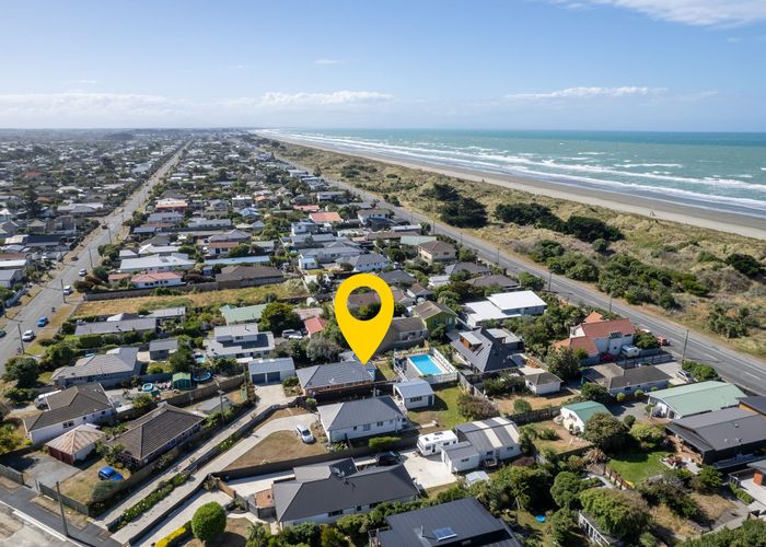  at 393 Pine Avenue, South New Brighton, Christchurch