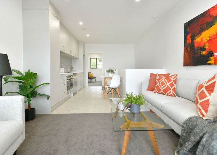  at 10/43 David Sidwell Place, Stanmore Bay, Whangaparaoa