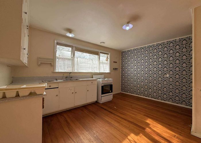  at 246 Taita Drive, Taita, Lower Hutt, Wellington