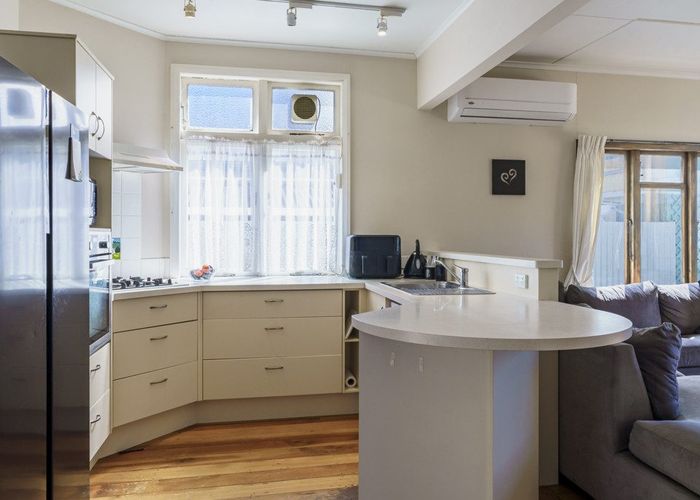  at 7 Ferguson Avenue, Westshore, Napier, Hawke's Bay