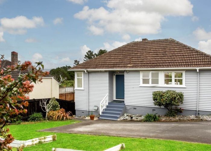  at 3 Cadman Avenue, Waterview, Auckland