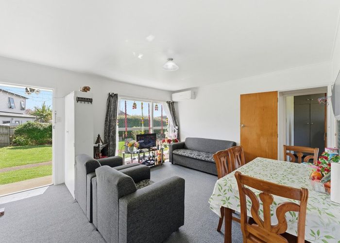  at 1-3/34 Buckingham Crescent, Papatoetoe, Manukau City, Auckland