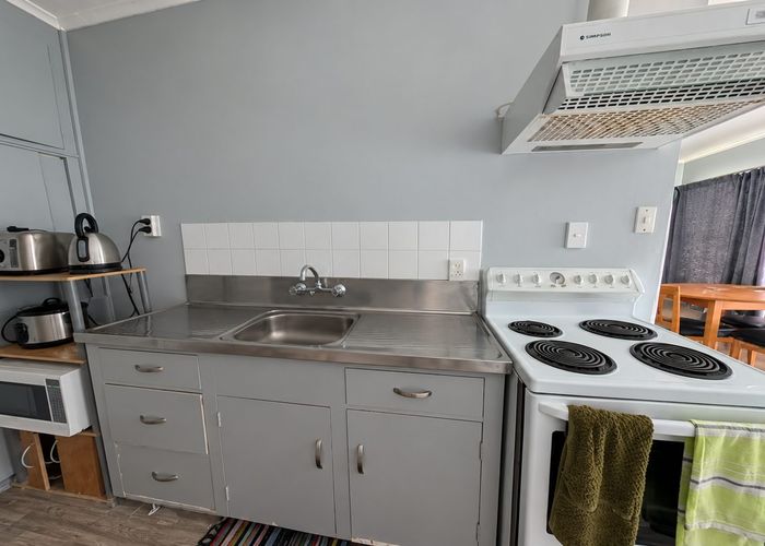  at 4/8 Lowestoft Place, West End, Palmerston North, Manawatu / Whanganui